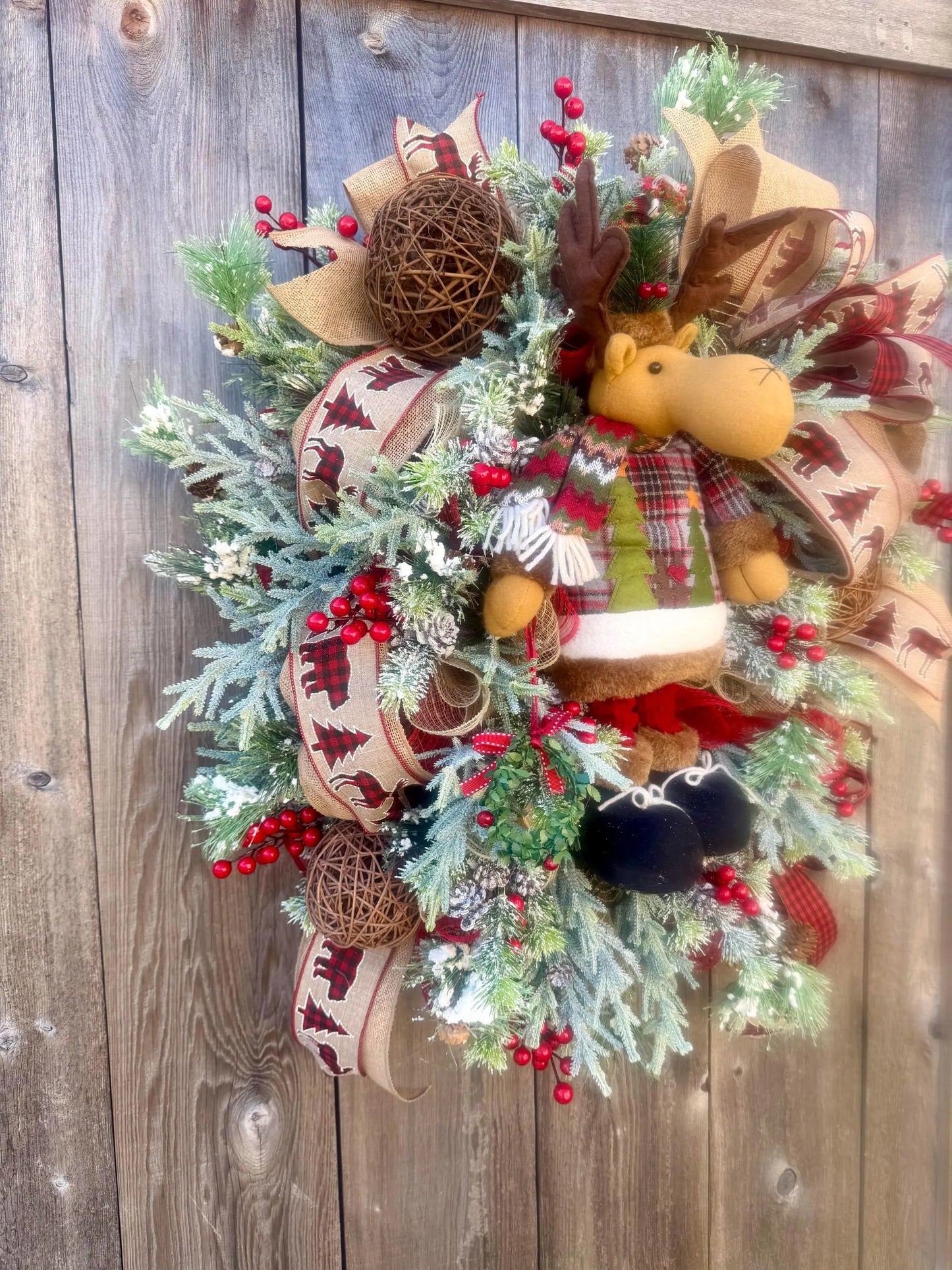 CABIN CHRISTMAS WREATH