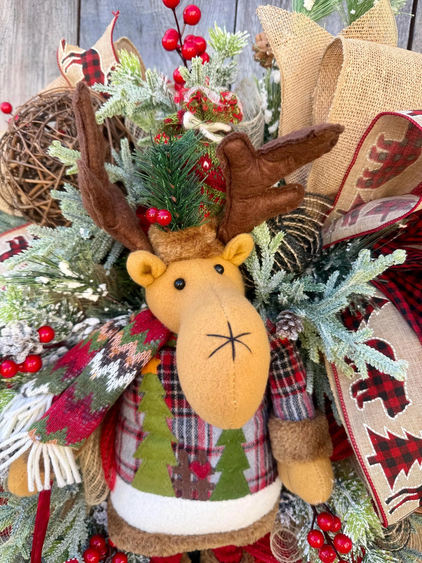 CABIN CHRISTMAS WREATH