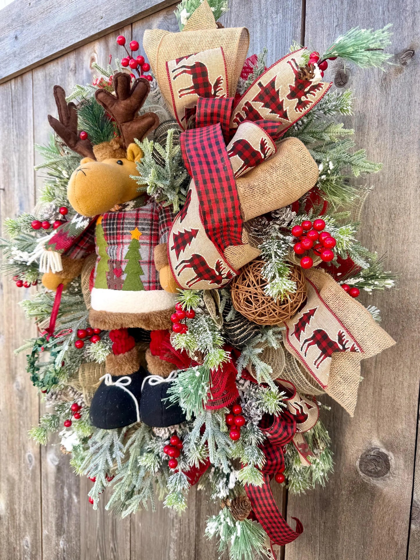 CABIN CHRISTMAS WREATH