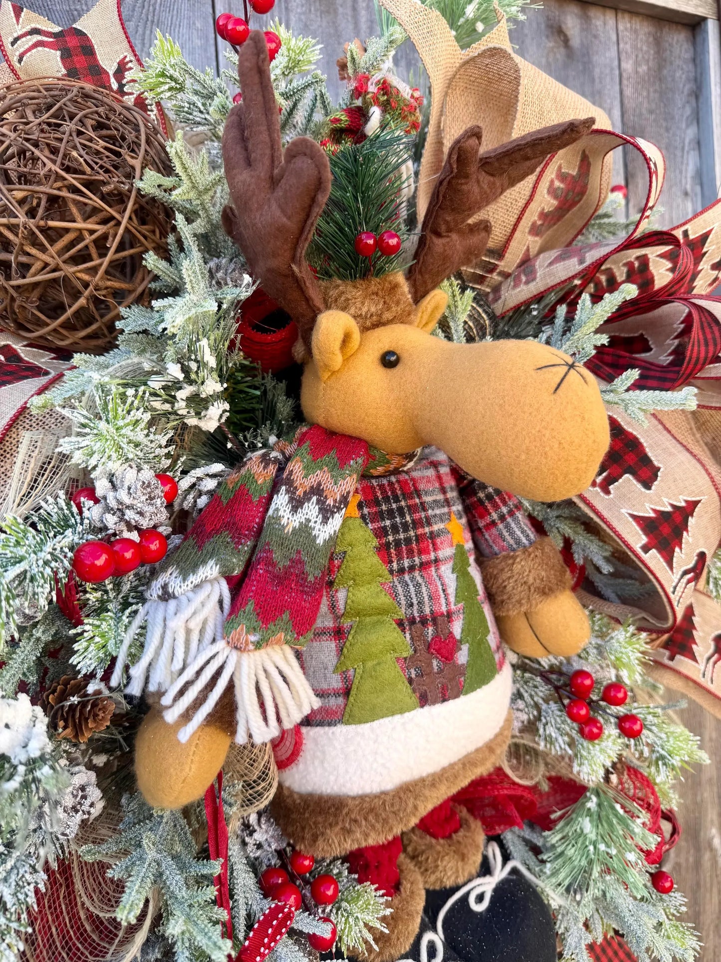 CABIN CHRISTMAS WREATH