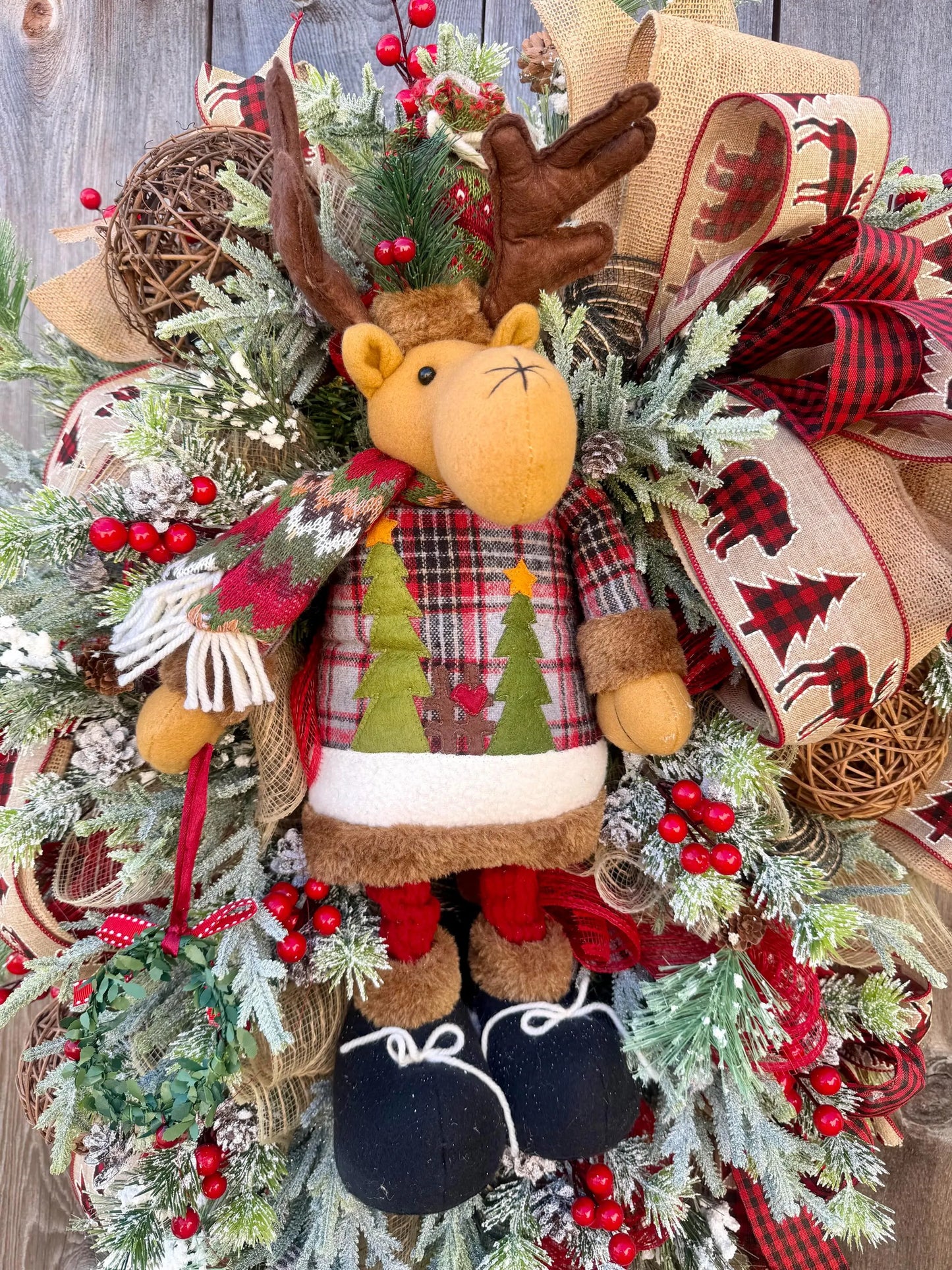 CABIN CHRISTMAS WREATH