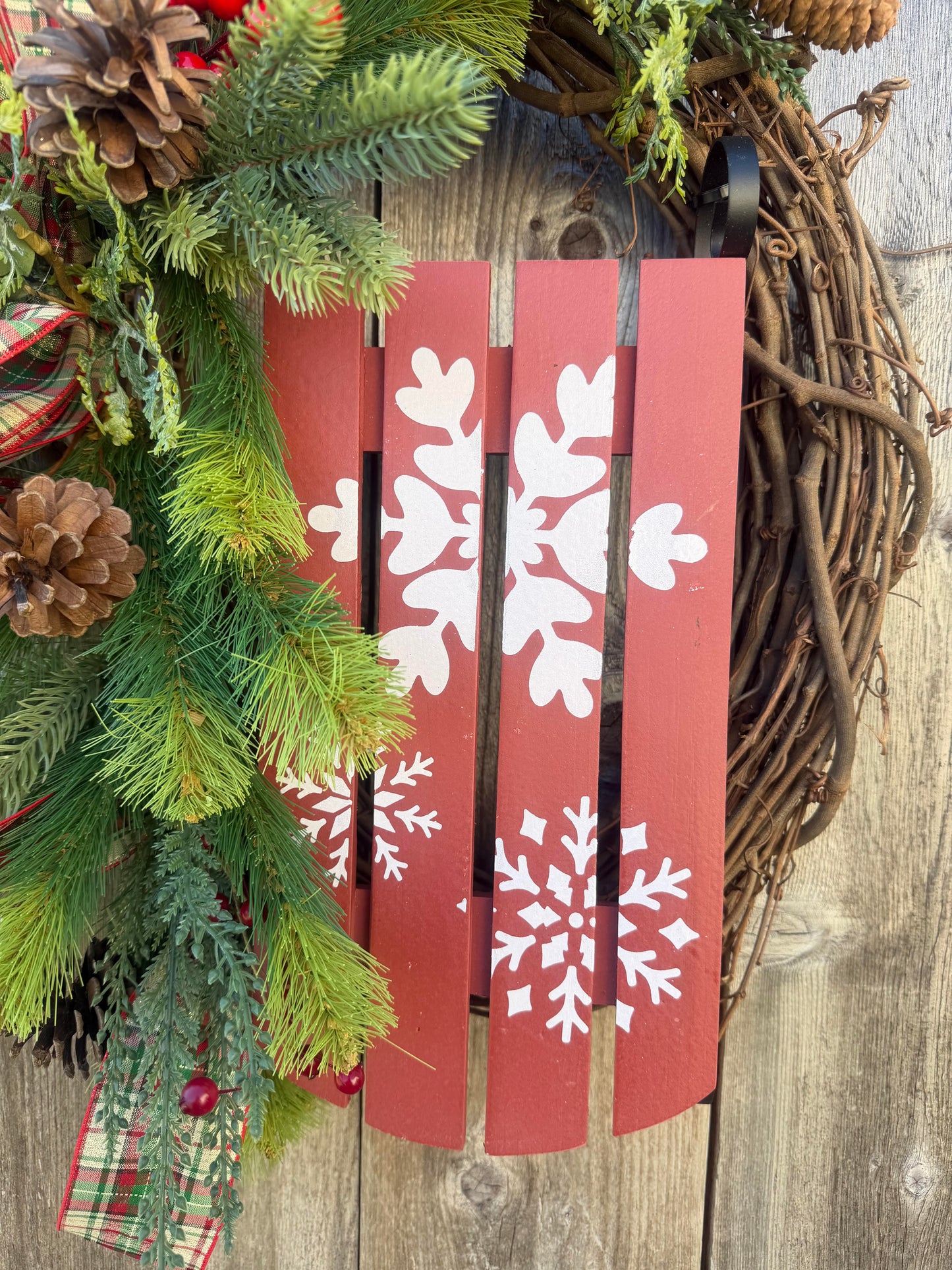 GRAPEVINE WREATH WITH SLED