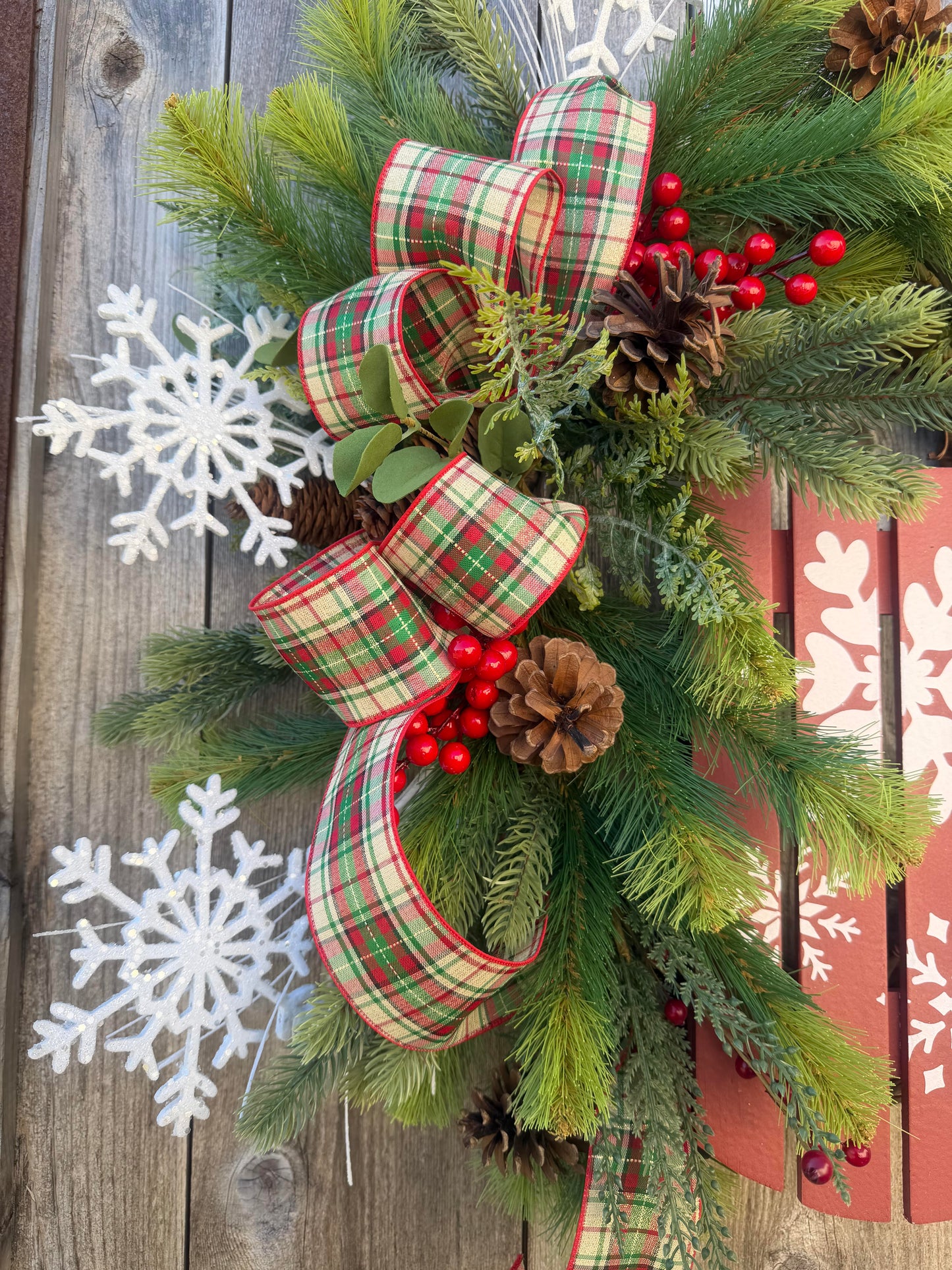 GRAPEVINE WREATH WITH SLED