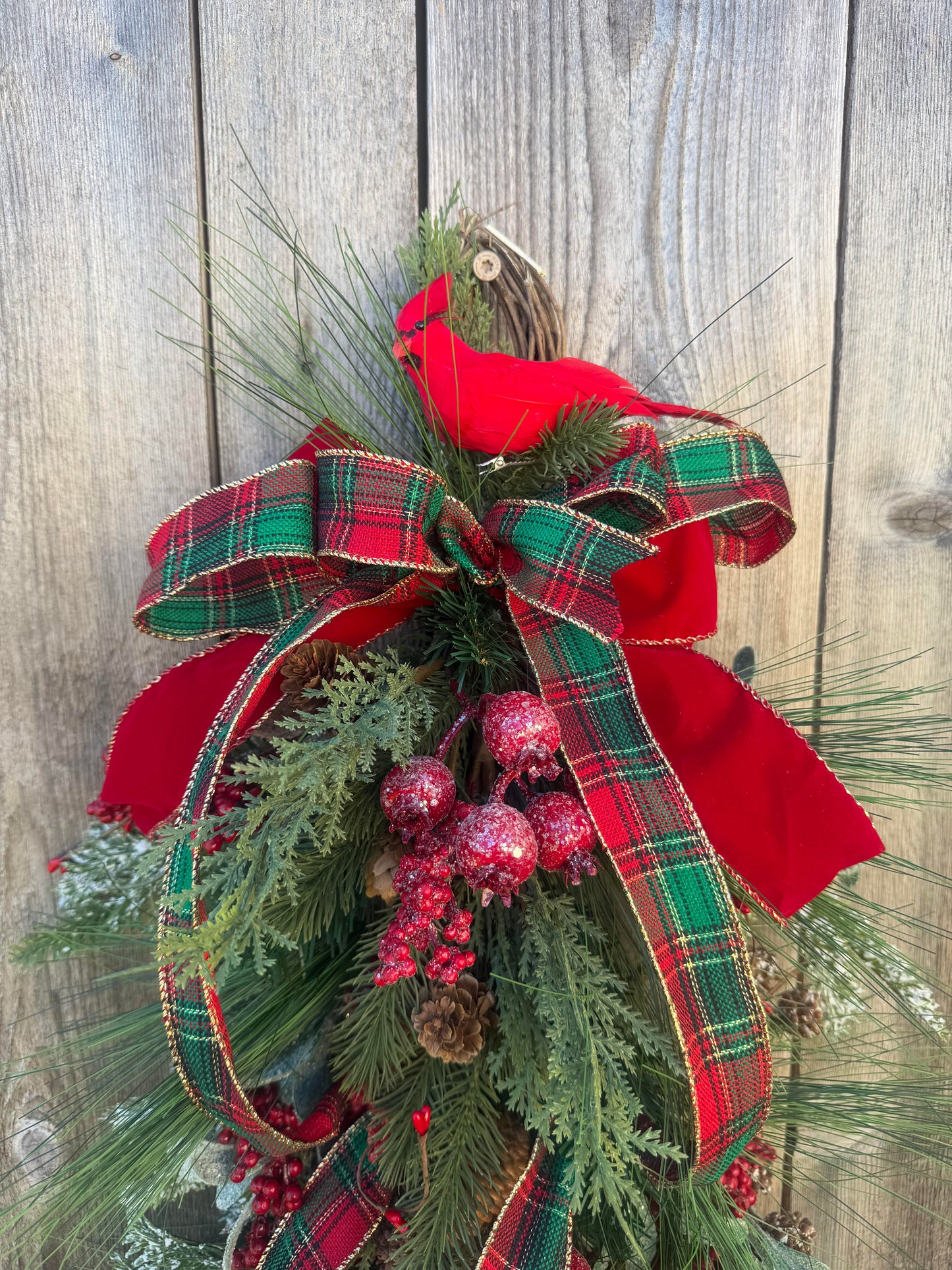 CARDINAL SWAG HANGER