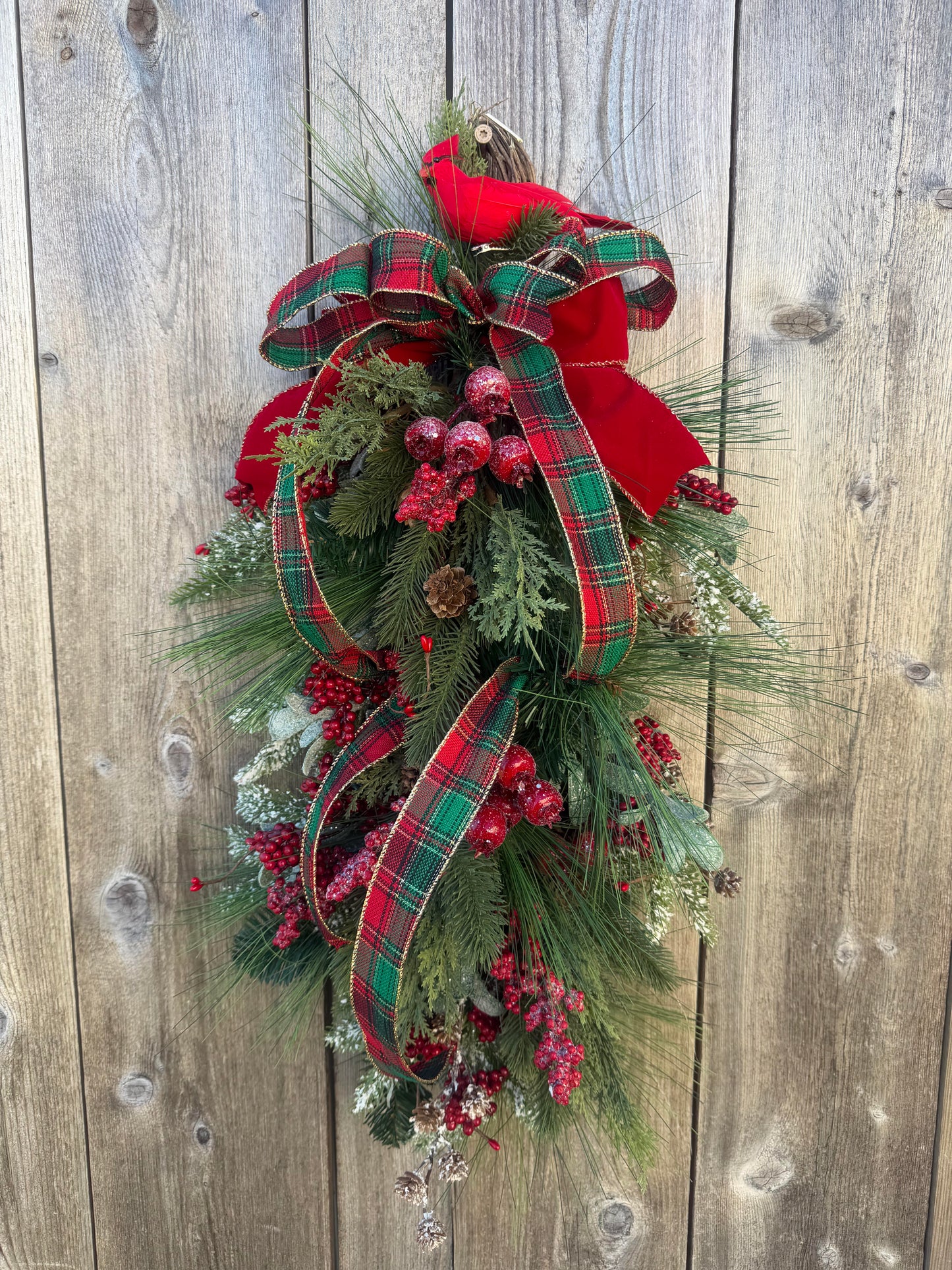 CARDINAL SWAG HANGER